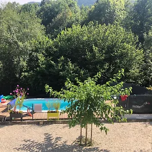 Au Bord De L Eau , Surba France